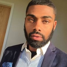 Black Men Beards, Beard Game, Black Beards, Corte De Cabelo Masculino, Good Looking Men, Brown Eyes, Black Is Beautiful