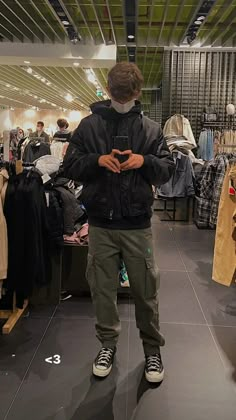 Men's Converse Outfit, Converse Winter Outfit Men, Men’s Outfits With Converse, Men Black Converse Outfit, Chuck 70 Plus Outfit Men, Styling Converse High Tops Men, Guys In Converse, Black Chuck 70 Outfit Men, Converse Fits Men