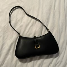 Never Used, From H&M, Perfect Little Black Shoulder Bag To Much With Every Outfit Aesthetic Black Handbag, Cheap Black Shoulder Bag, Small Black Bags Handbags, Cheap Elegant Baguette Shoulder Bag, Going Out Bag Night Out, Black Shoulder Bag Aesthetic, Small Black Shoulder Bag, Black Bags Aesthetic, Vintage Shoulder Bag Outfit