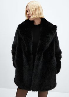 Lapels faux fur coat - Women | Mango USA Black Fur Coat Outfit, Mango Faux Fur Coat, Faux Fur Coats Outfit, Quilted Anorak, Midi Design, Mango Coats, Fur Coat Outfit, Black Fur Coat, Black Faux Fur Jacket