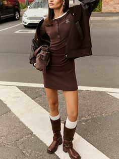 Трикотажное платье мини с вышивкой на груди :: LICHI - Online fashion store Fall Outfits, Autumn Outfits