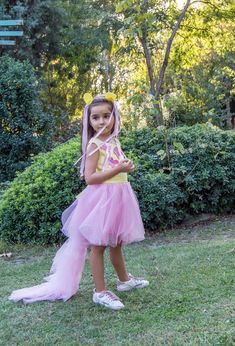 This Pinkie Pie Inspired Tutu dress is perfect for Birthday party, Halloween party and Dress up The dress is made with high quality fabrics. Top of the dress: 100% cotton fabric Bottom of the dress: High quality lycra soft tulle ( soft and not stiff) Lining: 100% cotton fabric There is a corset like closing at the back of the dress which lets to adjust the fit of the dress. There is an elastic band at the back of the waistband. The dress is easy to pull on and very adjustable. This dress is full Fluttershy Costume, Pony Costume, My Little Pony Birthday Party, Pony Birthday Party, Birthday Party Outfit, My Little Pony Costume, Little Pony Birthday Party, Pony Birthday, Birthday Party Outfits