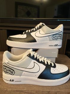 Custom made San Antonio Spurs team inspired AF 1's. Available in Men and Women sizes. All sales are final Air Force 1s, Sneakers Athletic, San Antonio Spurs, Girls Night Out, San Antonio, Girls Night, Cowboy Boots, Air Force, Athletic Shoes