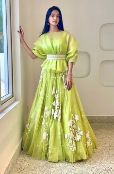 Top With Lehenga, Lehenga Designs Simple, Fancy Dresses Long, Indian Dresses Traditional, Designer Dresses Casual, Designer Party Wear Dresses, Stylish Party Dresses, Quick Outfits