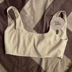 Brand New Shirt With Tags! Never Wore Because It Was Too Big For Me. Great Condition. White Crop Top For Night Out, White Crop Top For Brunch, Princess Polly, Shirt Color, Colorful Shirts, Color White, Size 2, Womens Tops, Crop Tops