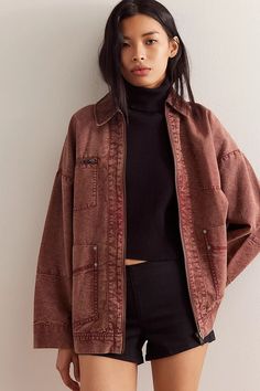 We The Free Easy That Canvas Jacket | Free People Cute Womens Jackets, Womens Chore Jacket, Oversize Black Jean Jacket Outfit, Waffle Jacket Outfit, Women’s Fall Style, Jacket Types Women, Free People Fall 2024, Canvas Jacket Outfit Women, Hippy Office Wear