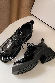 Lasaky - Premium Leather Oxford Shoes featuring Chunky Heel and Square Toe Design Y2k Shoes, Oxford Platform, Oxford Boots, Leather Oxford Shoes, Aesthetic Shoes, Black Platform, Black Matte, Toe Designs, Artificial Leather