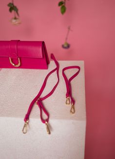 Gorgeous hot pink rectangular bag with a golden buckle and comes with two straps, one short and one long. Perfect for any occasion. Colors: pink - green Length 11.03 in - Width 1.97 in Contexture: genuine leather Pink Rectangular Bag With Adjustable Strap, Rectangular Bag Strap With Detachable Handle For Daily Use, Pink Square Box Bag With Adjustable Strap, Pink Rectangular Box Bag For Daily Use, Pink Square Satchel With Adjustable Strap, Gold Bags With Strap For Daily Use, Rectangular Box Bag With Gold-tone Hardware For Daily Use, Luxury Gold Bag With Strap, Luxury Gold Rectangular Bag Strap