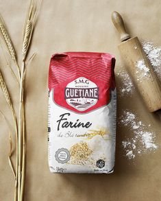 flour next to a bag of glutene