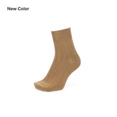 Tabio Men's Wide-Ribbed Cotton Short Crew Socks – Japanese Socks Tabio USA Classic Comfortable Solid Color Socks, Comfortable Classic Solid Color Socks, Comfortable Classic Socks, Comfortable Solid Ribbed Socks, Japanese Socks, Fashion Lookbook, Black 7, Smooth Texture, Mens Socks