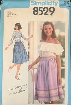 an old fashion sewing pattern for a woman's dress