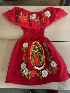 Girls Authentic Mexican Virgin Mary Embroidered Dress | GuadalupeGirl's Virgin Mary Dress.Mexican our lady of Guadalupe  BEAUTIFUL embroyder  peasant dress for girls,you  short sleeve dress ,lace stitching, s easy, your girls can stay comfortable and cool  AVELEBEL SIZE 2T/3T/4/5/6 Virgin Mary Quinceanera Dress, Chambelan Outfits, Traditional Mexican Clothing, Mexican Quinceanera Dresses, Quinceanera Themes Dresses, Traditional Mexican Dress, Mexican Babies, Mary Dress