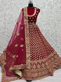 Splendid Red Zari Embroidery Velvet Bridal Wear Lehenga Choli Velvet Dupatta, Engagement Lehenga, Dori Work, Ghaghra Choli, Choli For Women, Black Lehenga, Lehenga Fabric