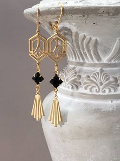 Flapper Jewelry, Black And Gold Art Deco, 1920s Earrings, Black And Gold Art, Gold Art Deco Earrings, Jewelry Assemblage, Assemblage Earrings, Art Nouveau Earring, 1920s Vintage