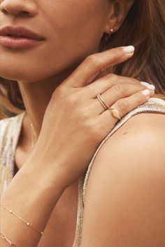 Explore the bespoke signet ring, engravable in 14k gold for a personalized touch, perfect for stacking and styling. Dainty Ring Stack, Rings Signet, Spring Styling, Styling Jewelry, Jewelry Layering, Chic Streetwear, Layering Jewelry, Aesthetic Vacation, Summer Rings