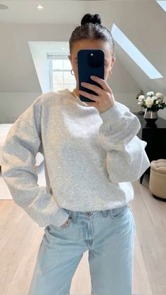 Clean Girl Winter Outfits, Sporty Outfits Jeans, Bridesmaid Hair Inspo, Girls Winter Outfits, Cute Fit, Pinterest Outfits, Sporty Outfits