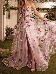 A-Line Prom Dresses Floral Dress Wedding Guest Wedding Party Court Train Sleeveless Strapless Organza with Slit Appliques 2024 2024 - $147.99 Floral Dress Wedding Guest, Train Fabric, Strapless Organza, Sweetheart Corset, Dress Smart, Organza Gown, Formal Prom Dresses Long, Printed Organza, Formal Wedding Guests