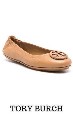 🌟 Slip into Tory Burch Minnie ballet flats and step up your style game effortlessly. Perfect for any occasion, from casual outings to formal events. Shoes For Work, Tori Burch, Womens Ballet Flats, Unique Shoes, Flats Shoes, Trendy Shoes, Work Shoes, Womens Flats, Step Up