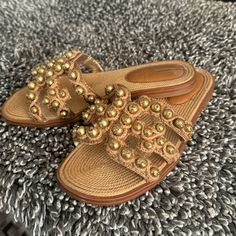 Used Onced And In Like New Condition. No Any Flaws Sz 6 Women’s Casual Gold Round Toe Sandals, Brown Mules With Cork-bed Midsoles For The Beach, Gold Slip-on Mules For Vacation, Gold Beach Sandals With Cork-bed Midsoles, Brown Open Heel Mules For The Beach, Brown Open Heel Mules For Beach, Gold Open Toe Mules For Vacation, Gold Mules For Beach In Spring, Gold Mules For Spring Beach Occasions