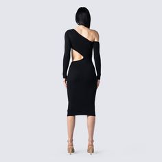 It's giving...a nice dinner out with the girls, and possibly hittin' the clubs right after 😝 Be ready for anything in this black, one-shoulder midi dress with long sleeves, and a waist cut-out design 💥 Chic One Shoulder Dress For Club And Party Season, One Shoulder Midi Dress For Club And Party Season, Chic One Shoulder Dress For Night Out In Fall, Chic One-shoulder Dress For Night Out In Fall, Chic One-shoulder Dress For Fall Night Out, One Shoulder Cutout Bodycon Evening Dress, Fitted One Shoulder Dress With Cutout For Party, Fitted One Shoulder Cutout Dress For Party, Chic One Shoulder Long Sleeve Dress For Date Night