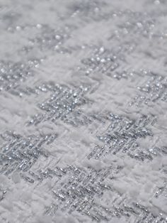 This sliver tweed boucle fabric has a houndstooth design made with metallic yarns and ribbons in vivid colors. Width: 150cm = 59inches Compositon: 20% wool 80% polyester Weight: 400g/m² ❤ The listing is for selling per yard, for more quantity, we will send you an uncut piece. Such as, quantity 2= 1 piece of 2 yards, quantity 5 = 1 piece of 5 yards. etc. If purchase more, please feel free to contact us for a wholesale price❤ Disclaimer of Photos: The photo may differ from the actual product due to reproduction limitations of the photograph and limitations of viewing photos at different resolutions, hue, brightness, contrast, and other screen variations. Due to these limitations, photos may not provide a perfect match to the actual product received. Please convo us if you have any questions. Textured Yarn, Metallic Yarn, Suit Coat, Boucle Fabric, Tweed Fabric, Suits Coats, Cool Fabric, Coat Dress, Vivid Colors