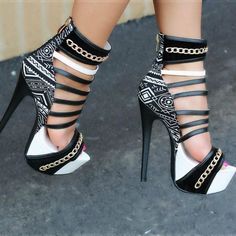 High Heels Outfit, High Heels Boots, Heels Outfits, Fancy Shoes, Fashion Heels