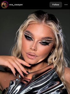 Cat Makeup Look, Extravagant Makeup, Halloween Glam, Makeup Ojos, Silver Makeup, New Year's Makeup, Glam Wedding Makeup, Rhinestone Makeup, Eye Makeup Styles