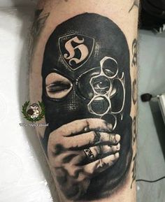 Hooligan Mask Draw, Ski Mask Tattoo, Mode Au Ski, Herren Hand Tattoos, Chicano Tattoos Sleeve, Catrina Tattoo, Gangsta Tattoos