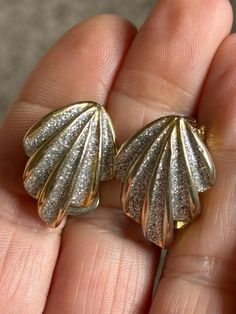 Vintage pretty gold and silver tone earrings good strong clips will arrive sanitised Vintage Clip, Gold And Silver, Clip On, Clip On Earrings, Favorite Jewelry, Etsy Earrings, Wedding Gifts, United Kingdom, Silver Tone