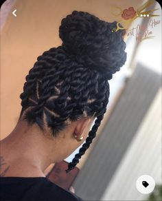 Twisted Updo For Black Women, Twist Braids Updo, Twist Updo For Black Women, Upstyle Braids For Black Hair, Twist Hairstyles Updo, Afro Hair Twists, Natural Updo Hairstyles, Large Twists, Twisted Braid Hairstyles