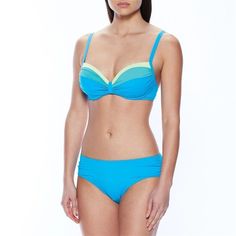 The Coco Reef Bra-Sized Divine Power Underwire Bikini Top New With Tags 36c 38c Blue Color Block Features A Sweetheart Neckline, Enhanced With A Center Cinch And Bold, Beautiful Color Blocking For A Fashionable Swim Bra Top. Comfortable Molded Underwire Cups Offer Additional Hold And Lift For Your Perfect Fit. For A Bikini Top That Stuns In The Sun, The U74034 Coco Reef Bra-Sized Divine Power Underwire Bikini Top Is A Necessity! Coco Reef Fabric Content: 85% Nylon/15% Spandex Molded Underwire Cu Padded Cups Tankini For Pool And Beach, Padded Cups Tankini For Beachwear, Padded Tankini For Pool Beachwear, Padded Swimwear For Pool And Beach Season, Blue Fitted Underwire Tankini, Blue Swimwear With Removable Bra Pads For Poolside, Blue Padded Swimwear For The Beach, Padded Beachwear Swimwear For Pool, Fitted Padded Blue Swimwear