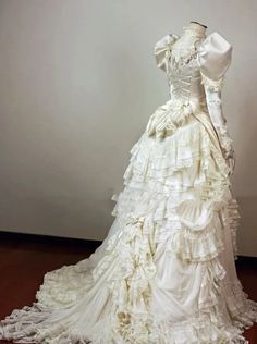 Victorian Wedding Dresses With Puffy Sleeves High Neck Medieval Bridal Gowns | eBay Wedding Dresses With Puffy Sleeves, Dresses With Puffy Sleeves, Victorian Wedding Dresses, Victorian Dress Gown, Edwardian Wedding Dress, Queen Wedding Dress, Victorian Wedding Dress, Custom Made Dresses, Edwardian Wedding