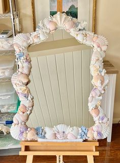 Beach Decor Seashell Mirror Made to Order - Etsy Sea Shell Display Ideas, Ocean Room Decor, Seashell Display, Beach Room Decor, Seashell Mirror, Custom Mirror, Ocean Room, Starfish Decor, Beachy Room