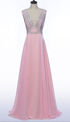 A formal party crystal pearl dress open-air party Bal Dresses, Las Vegas Dress, Petite Prom Dress, Evening Fashion, Graduation Party Dresses, Prom Dresses 2018, Best Prom Dresses, Long Prom Gowns, Evening Dress Floor Length