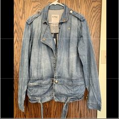 Nwt Women’s Urban Outfitters One Vintage Belted Blue Denim Biker Jacket, Size Xs. Has Rose Gold Snaps That Are Patina/Distressed. **Moving Sale, Make Me An Offer** (Madewell, H&M, Zara, Nordstrom, Revolve, Target, Kohl’s, Francesca’s, Gap, J Crew, Shopbop, Netaporter, Urban Outfitters, Anthropologie, Bloomingdales) Casual Blue Denim Utility Jacket, Spring Casual Medium Wash Utility Jacket, Casual Light Wash Denim Utility Jacket, Urban Outfitters Casual Spring Outerwear, Casual Spring Outerwear By Urban Outfitters, Spring Light Wash Casual Utility Jacket, Light Wash Casual Utility Jacket For Spring, Casual Denim Blue Utility Jacket For Spring, Medium Wash Spring Utility Jacket