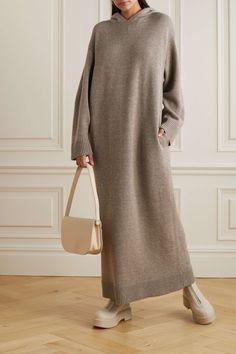 Sweater Dress Outfit, Modest Dresses Casual, Grey Maxi Dress, Knitted Hood, Column Dress, Cute Comfy Outfits, Layer Dress, Maxi Knit Dress, Cool Sweaters