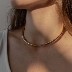 Eternity Collar, Chain Necklace Outfit, Formal Ideas, Script Necklace, Latest Obsession, Pretty Jewelry Necklaces, Bracelets With Meaning, Slinky Dress, Collar Choker