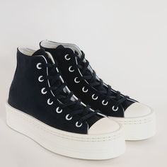 Converse Chuck Taylor All Star Hi High Top Modern Lift Black / Egret Women's Platform Sneakers / Boots A06141c Nwt Brand: Converse Model: Chuck Taylor All Star Lift Hi Style Code: A06141c Color: Black / Egret Gender: Women's Size Guide: Us Women's 8 / Uk 6 / Eur 39 / Cm 24.5 Elevate The Everyday Introducing Your New Go-To Platform. Designed For Versatile Styling And All-Day Comfort, The Chuck Taylor All Star Modern Lift Combines Easy-To-Pair Colors And Clean Lines With A Premium Canvas Upper And Black Canvas Platform Sneakers With Rubber Sole, Black Canvas Converse Platform Sneakers, Black Mid-top Canvas Platform Sneakers, Black Canvas Platform Sneakers With Laces, Black Platform Sneakers With Contrast Sole For Spring, Black High-top Platform Sneakers For Spring, Black Canvas Lace-up Platform Sneakers, Black Leather Canvas Shoes, Black Leather Canvas Shoes For Spring