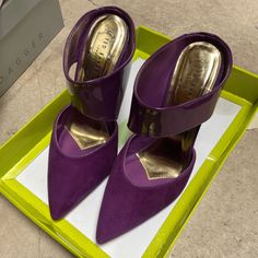 New In Box Listed As A Size 6/37. Fits More Like A 6.5, Almost A 7. Id Also Say It Is Somewhat Wide. I Usually Wear A 6.5-7 And These Fit Perfectly Except Being Only A Tad Bit Short In Length. Purple Patent Leather Heels With Pointed Toe, Purple Mules, Shoe Diva, Closed Toe Heels, London Shoes, Purple Shoes, Violet Purple, Ted Baker London, High Heels Stilettos