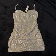 Gorgeous Lucy In The Sky Sequin Silver Dress. Size L. Never Worn! So Flattering Mini! Perfect For Homecoming, Parties, Cocktails. Fitted Mini Dress With Spaghetti Straps For Holiday Party, Fitted Sequin Dress For Holiday Party In Summer, Fitted Mini Dress For Summer Holiday Party, Sequin Silver Dress, Silver Homecoming Dress, Dresses Lucy In The Sky, Lucy In The Sky Dress, Chic Fits, Silver Dresses