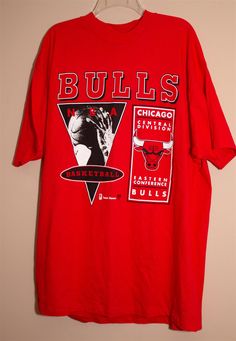 Vintage T-Shirt. Product: T-Shirt Team: Chicago Bulls Size: XXL Brand: Hanes Country/Region of Manufacture: United States Sport: Basketball-NBA Condition: Used Condition Description: Not sure if this was actually worn or not. Chicago Bulls Vintage Shirt, Chicago Bulls Shirt, Throwback Basketball Crew Neck T-shirt, Cheap Throwback Basketball T-shirt, Vintage Nba Championship Tee, Sport Basketball, Nba Chicago Bulls, Shirt Design Inspiration, Team T Shirts