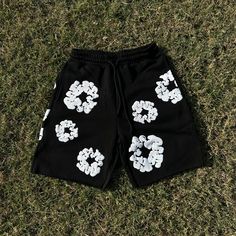 Brand New With Tag & Bag Puff Print Size L Sporty Black Bottoms For Day Out, Black Shorts For Spring Streetwear, Denim Tears, Flower Shorts, Puff Print, Shorts Denim, Shorts Athletic, Shorts Black, Mens Denim