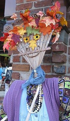 15 Scarecrow Ideas for Fall Fun - Just Short of Crazy Homemade Scarecrows, Scarecrow Ideas, Fall Displays, Cute Scarecrow, Diy Scarecrow, Whimsical Fall, Fall Scarecrows