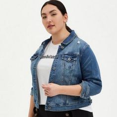 Nwt Torrid Distressed Denim Trucker Jacket - Medium Wash Womens Size 3x Trucker Jacket Women, Light Wash Denim Jacket, Demin Jacket, White Jean Jacket, Black Jeans Women, Distressed Jean Jacket, Crop Jean Jacket, Denim Trucker Jacket, Short Sleeve Jacket