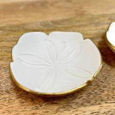 Polymer Clay Sand Dollar Trinket Dish Sunshine & Sweet Peas Coastal Decor Clay Sand Dollar, Beach Ceramics, Polymer Clay Dish, Clay Activities, Beautiful Paper Crafts, Clay Dish, Jewelry Dishes, Ceramic Jewelry Dish