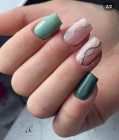 Nails Art Vert, Nail Art Vert, Nail Polish Combinations, Pink Tip Nails, Bridesmaids Nails, Lilac Nails, Rose Nail Art, Formal Nails, Fancy Nails Designs