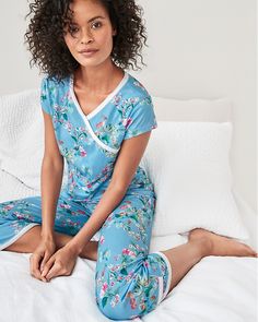 Asian Wrap Organic-Cotton Short-Sleeve Cropped Pajamas Printed Sleepwear With Kimono Sleeves For Loungewear, Coconut Curry Chicken, Garnet Hill, Winter Hairstyles, Fashion Over 40, Fashion Over 50, Green Cotton, Cotton Shorts, Women's Fashion Dresses