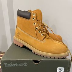 Timberland New-Buck Boot. Size 7 Never Worn Box Included Timberland Newmarket Boots, Gold Timberland Boots, Timberlands Shoes, Timberlands Women, Timberland Shoes, Moto Boots, Timberland Boots, Size 7, Women Shoes