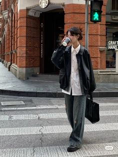 대학생 스타일, Mode Grunge Hipster, Mode Grunge, Outfit White, Mode Inspo, White Sweater