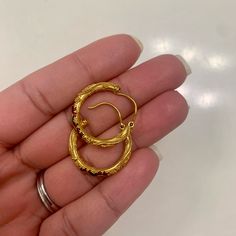 Brand New, Cute Meena Kari Style Hoop Earrings, 22k Yellow Gold. 5.6 Gram Weight. Stamp,Jewelers Store Written On Both Of Them But Hard To Capture In Pics. I Will Block If Offers Are Ridiculous. Priced To Sell! For Additional Inquiries Add To Bundle Mughal Jewelry, 22k Gold Earrings, Gold Earrings Wedding, Gold Jewelry Stores, Bangles Design, Bride Jewelry, Gold Bride Jewelry, Gold Rings Fashion, Earrings Design